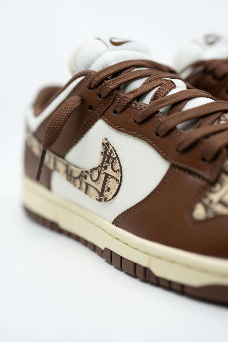 D2 Brown Cacao Dunks (UNISEX)